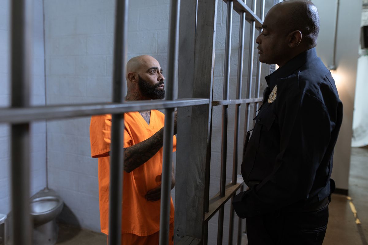 The inmate is talking to a jail guard from one of the nicest federal prisons in America.