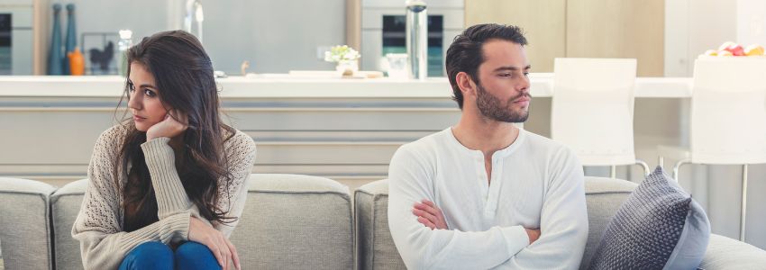 The couple chose to be silent rather than throwing hurtful words toward each other.